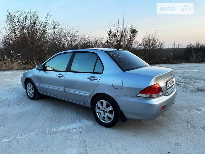 Седан Mitsubishi Lancer 2006 в Запорожье