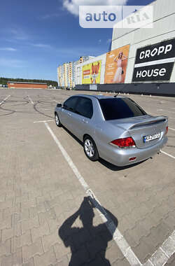 Седан Mitsubishi Lancer 2006 в Киеве