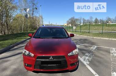 Седан Mitsubishi Lancer 2011 в Києві