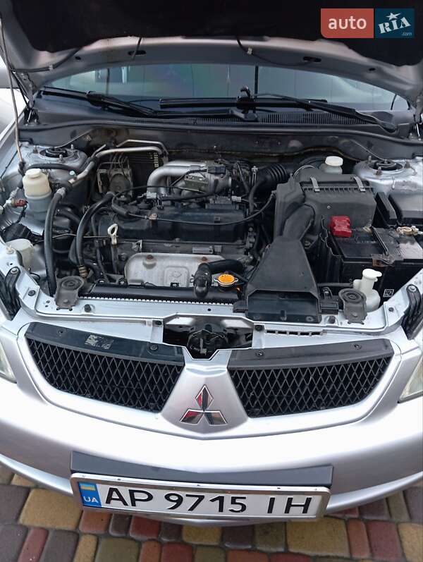 Седан Mitsubishi Lancer 2006 в Запоріжжі