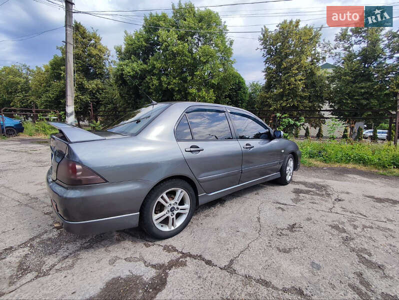 Седан Mitsubishi Lancer 2006 в Кам'янському