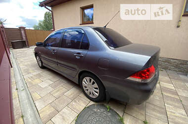 Седан Mitsubishi Lancer 2006 в Киеве