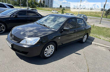 Седан Mitsubishi Lancer 2008 в Киеве