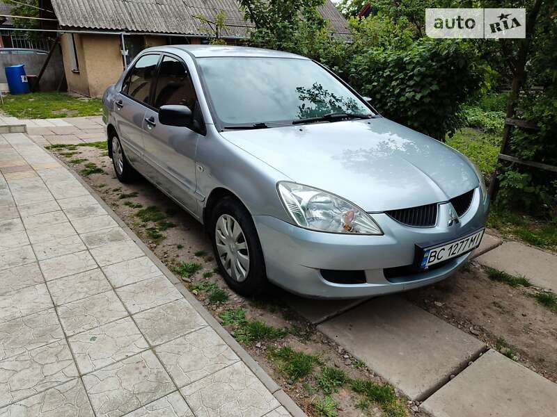 Седан Mitsubishi Lancer 2005 в Калуші