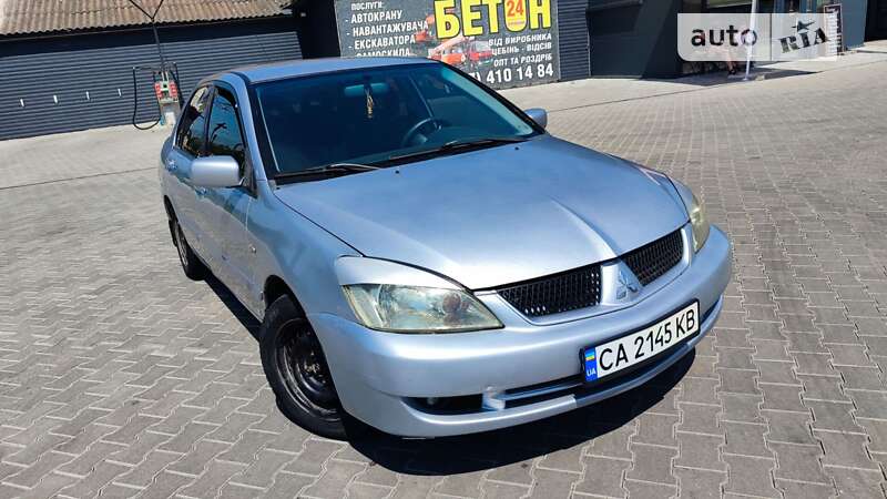 Седан Mitsubishi Lancer 2006 в Звягелі