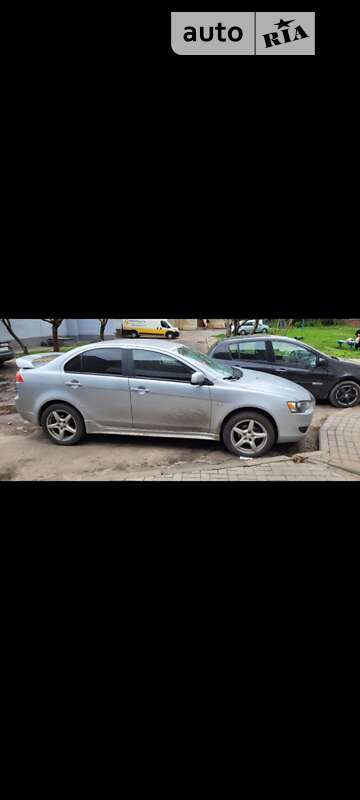 Седан Mitsubishi Lancer 2008 в Сумах