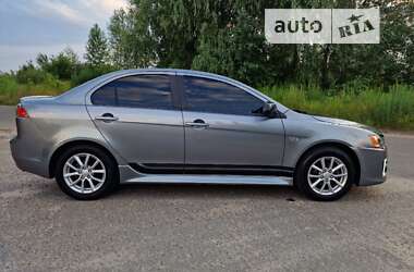 Седан Mitsubishi Lancer 2015 в Києві