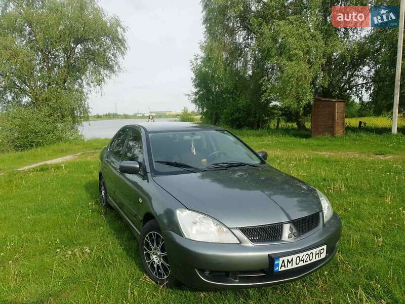 Седан Mitsubishi Lancer 2007 в Звягелі