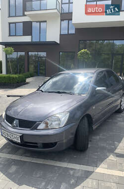 Седан Mitsubishi Lancer 2006 в Ужгороде