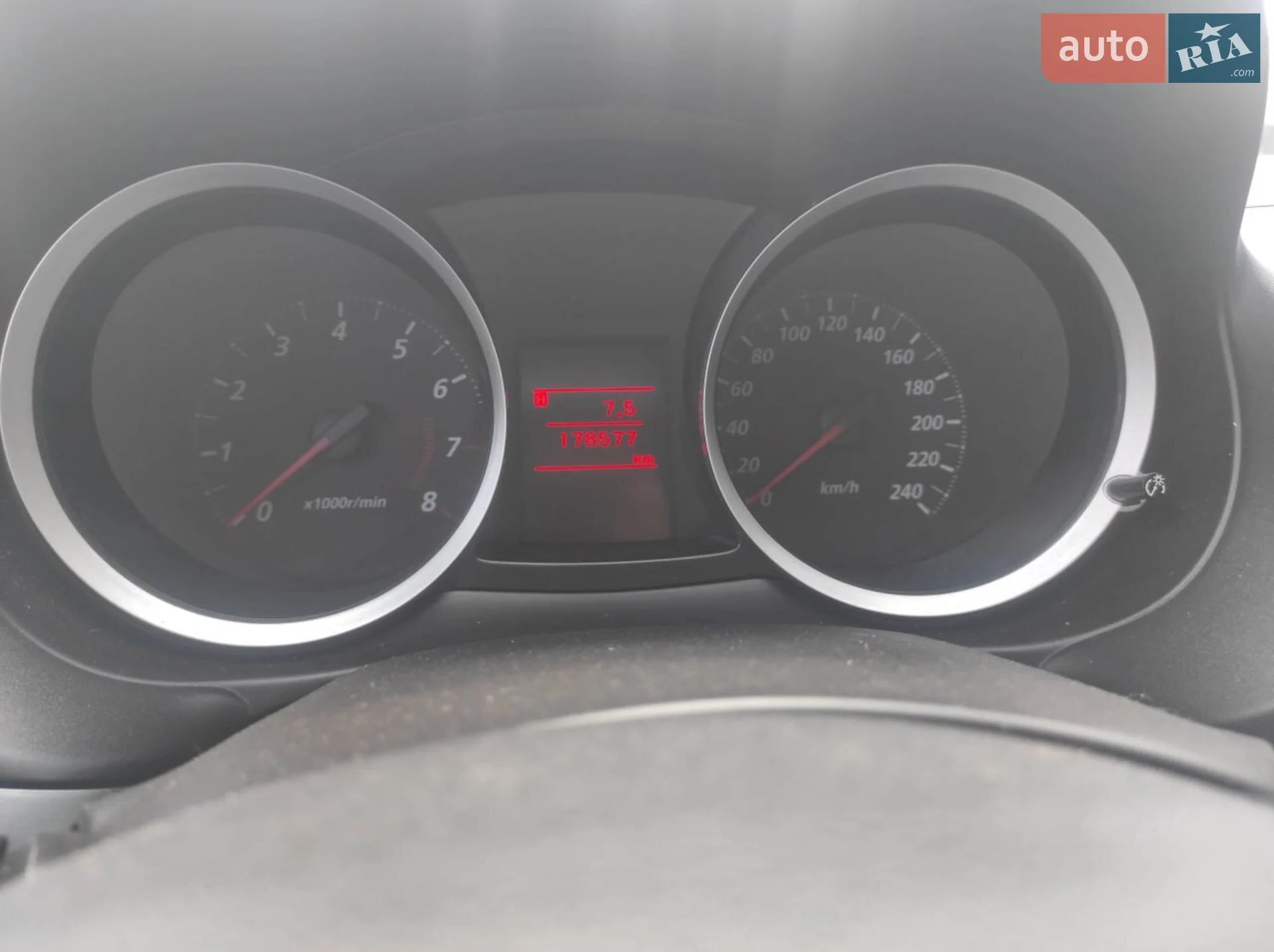 2011 Mitsubishi Lancer - мініатюра 10