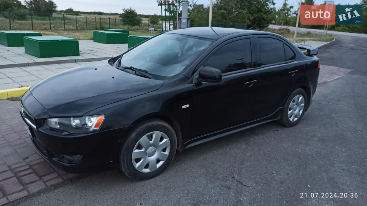 2010 Mitsubishi Lancer - мініатюра 25
