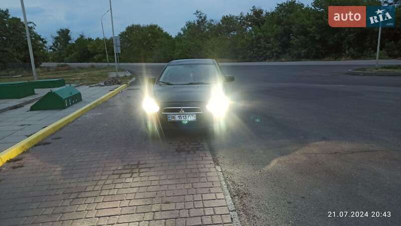 Седан Mitsubishi Lancer 2009 в Баштанке