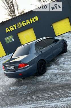 Седан Mitsubishi Lancer 2006 в Киеве