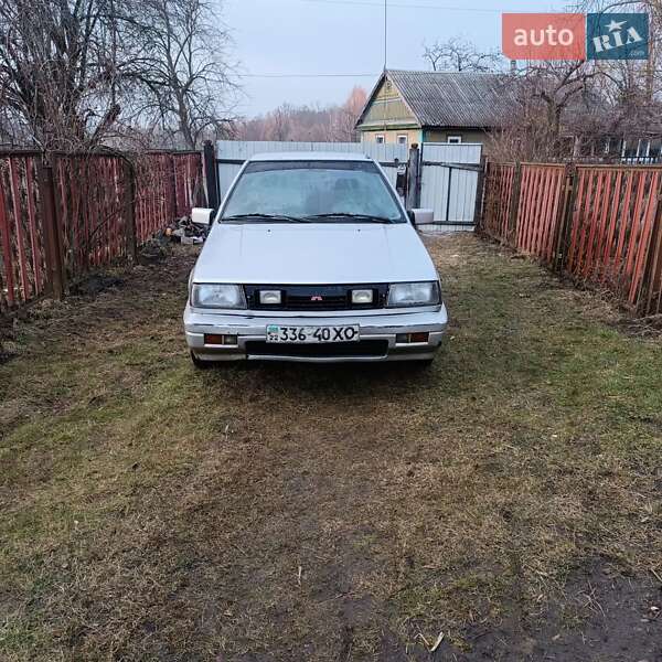 Седан Mitsubishi Lancer 1987 в Житомире