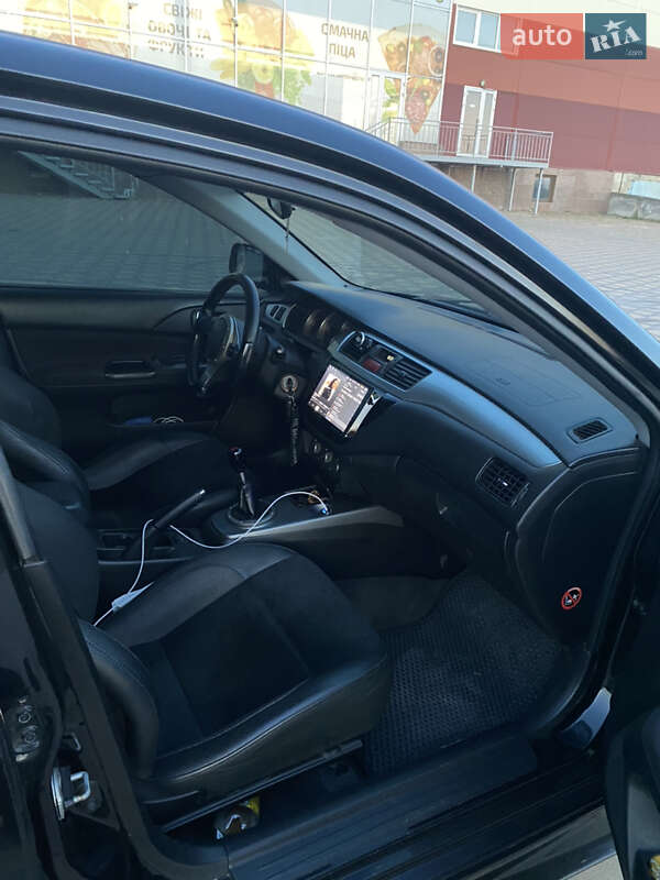 Седан Mitsubishi Lancer 2006 в Гайсину