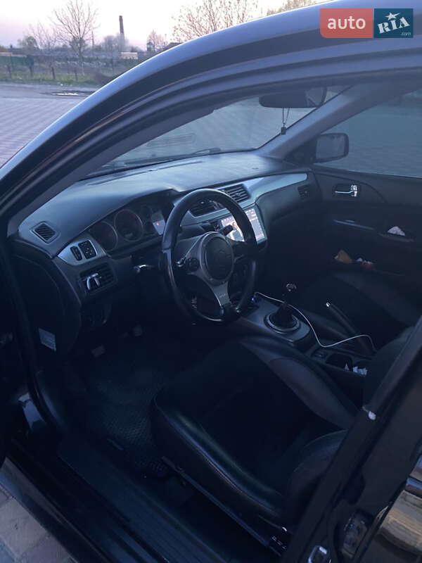 Седан Mitsubishi Lancer 2006 в Гайсину