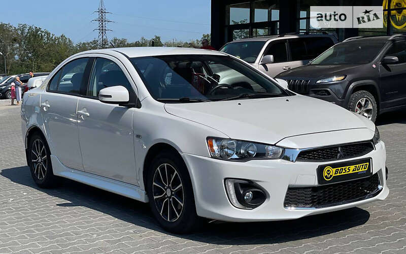 Mitsubishi Lancer 2016