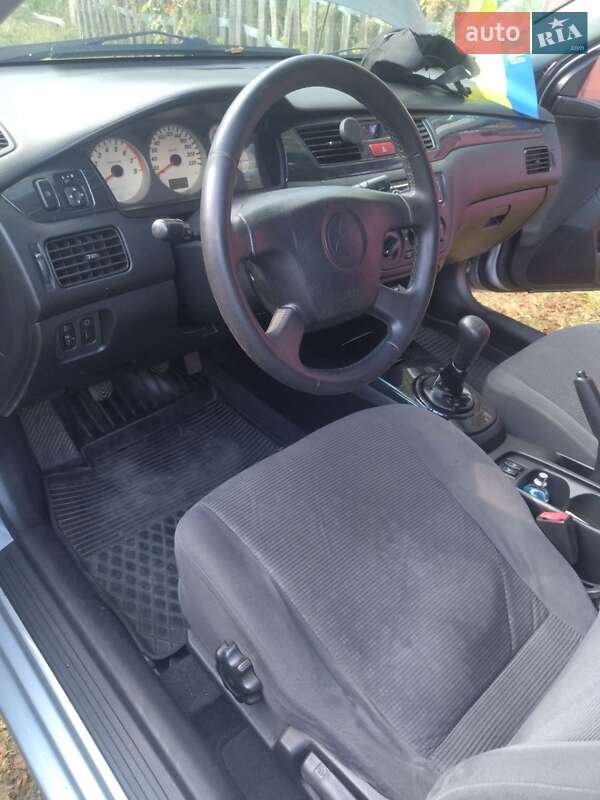 Універсал Mitsubishi Lancer 2005 в Вараші