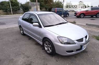 Седан Mitsubishi Lancer 2005 в Подольске