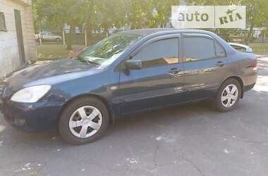 Седан Mitsubishi Lancer 2005 в Киеве