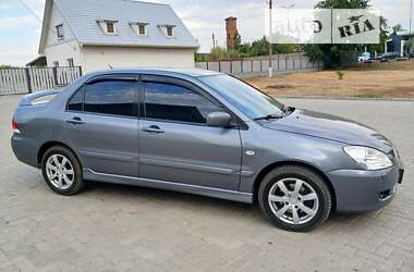 Седан Mitsubishi Lancer 2006 в Новой Одессе