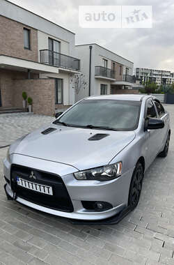 Седан Mitsubishi Lancer 2012 в Ужгороді