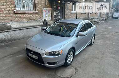 Седан Mitsubishi Lancer 2008 в Киеве