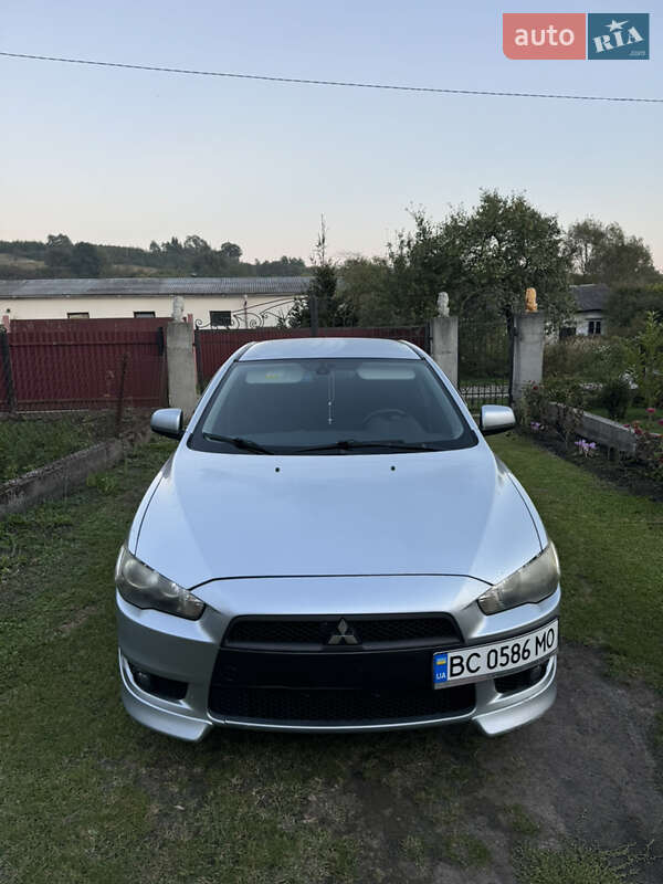 Седан Mitsubishi Lancer 2008 в Львове