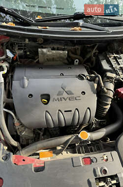 Хэтчбек Mitsubishi Lancer 2009 в 