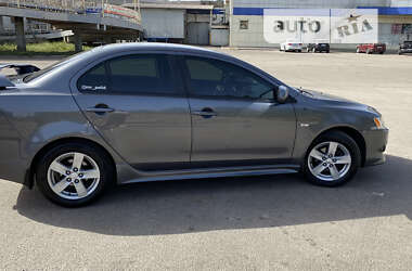 Седан Mitsubishi Lancer 2008 в Кривом Роге