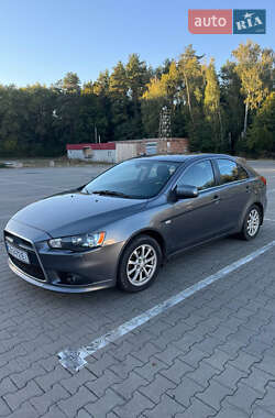 Хэтчбек Mitsubishi Lancer 2010 в Чернигове