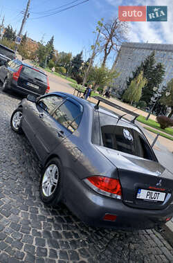 Седан Mitsubishi Lancer 2008 в Виннице