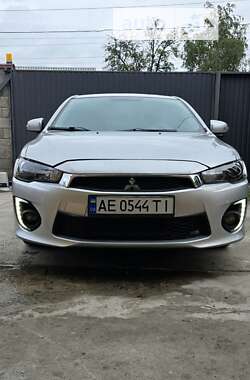 Седан Mitsubishi Lancer 2016 в Дніпрі