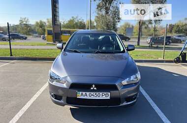 Седан Mitsubishi Lancer 2011 в Києві