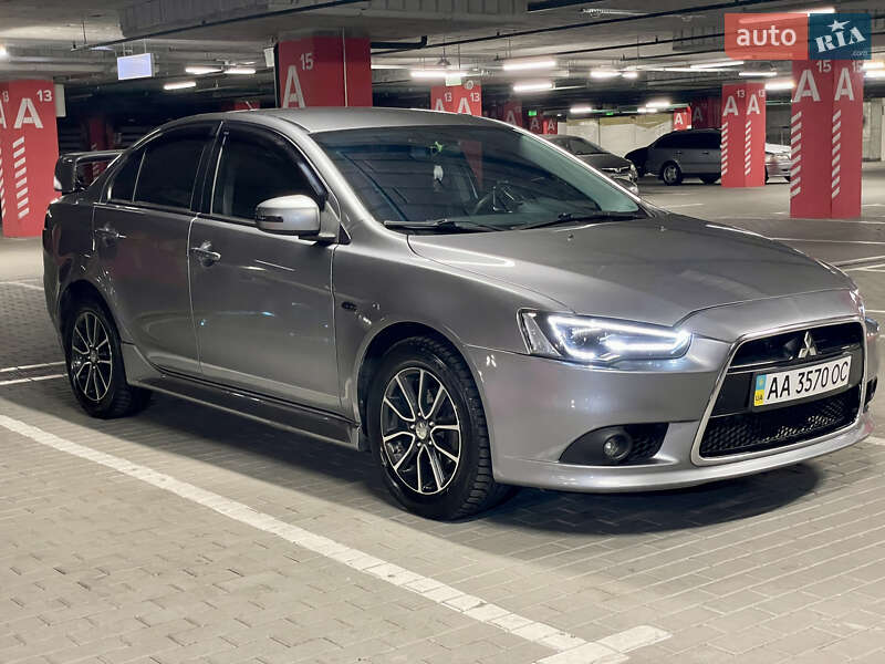 Седан Mitsubishi Lancer 2015 в Киеве фото 4 Седан Mitsubishi Lancer 2015 в Киеве