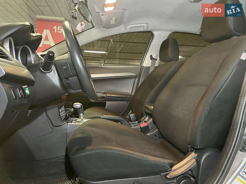 Седан Mitsubishi Lancer 2015 в Киеве фото 30 Седан Mitsubishi Lancer 2015 в Киеве