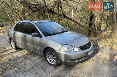 Седан Mitsubishi Lancer 2006 в Киеве