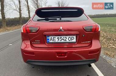 Хэтчбек Mitsubishi Lancer 2009 в 