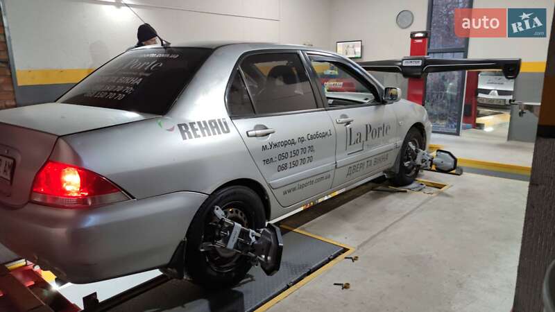 Седан Mitsubishi Lancer 2008 в Ужгороде