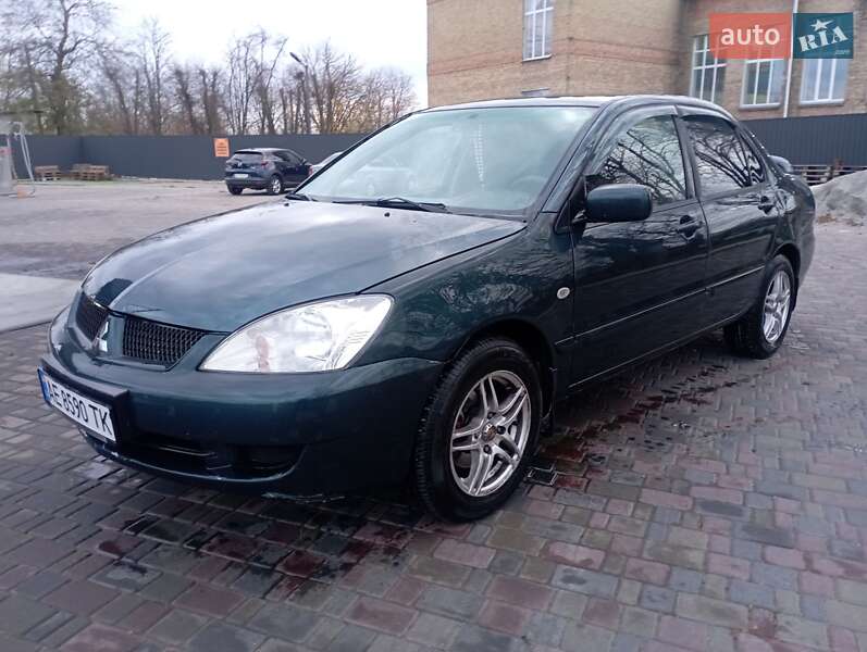 Седан Mitsubishi Lancer 2005 в Черкасах