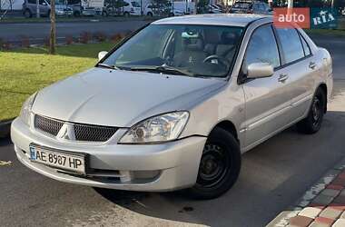 Седан Mitsubishi Lancer 2006 в Днепре