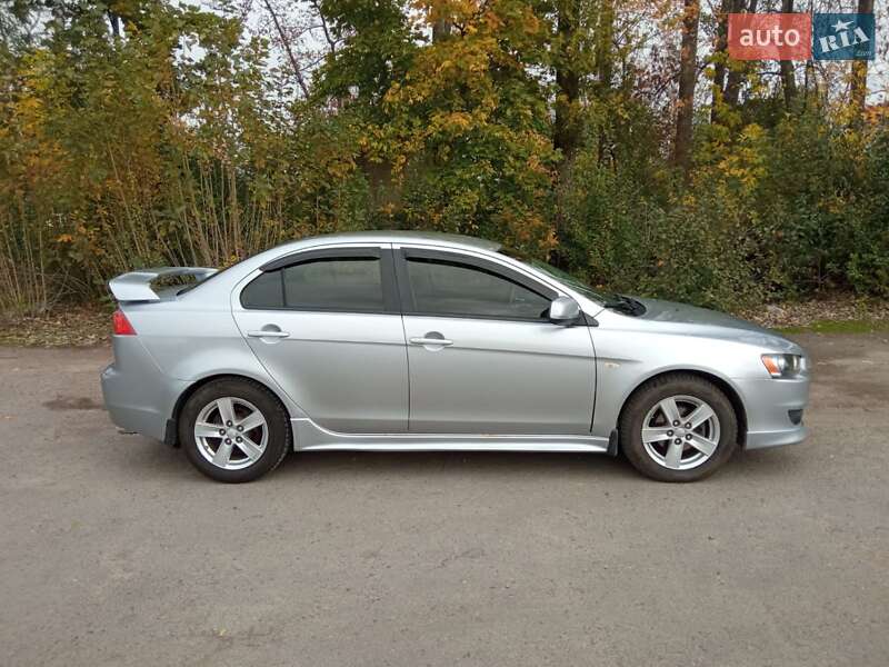 Седан Mitsubishi Lancer 2008 в Львові