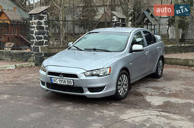 Седан Mitsubishi Lancer 2012 в Радивилове