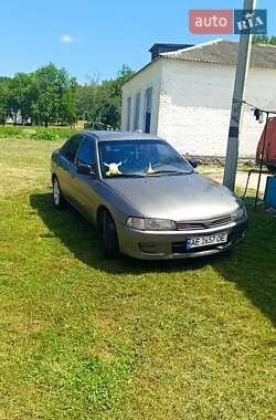 Седан Mitsubishi Lancer 1996 в Черкасах