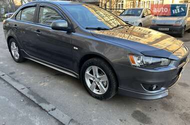 Седан Mitsubishi Lancer 2008 в Черновцах