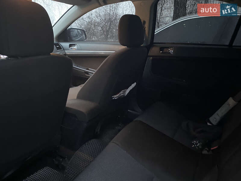 Седан Mitsubishi Lancer 2008 в Борисполе