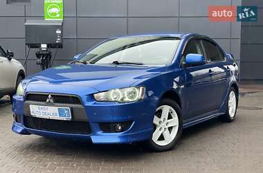 Седан Mitsubishi Lancer 2009 в Киеве