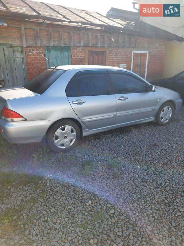 Седан Mitsubishi Lancer 2006 в Дрогобыче