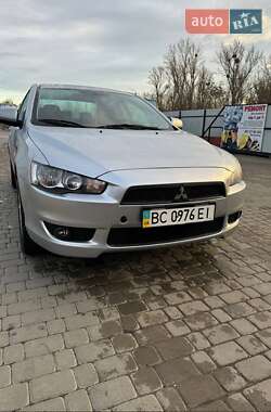 Седан Mitsubishi Lancer 2009 в Новом Роздоле