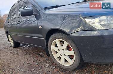 Седан Mitsubishi Lancer 2004 в Чернігові